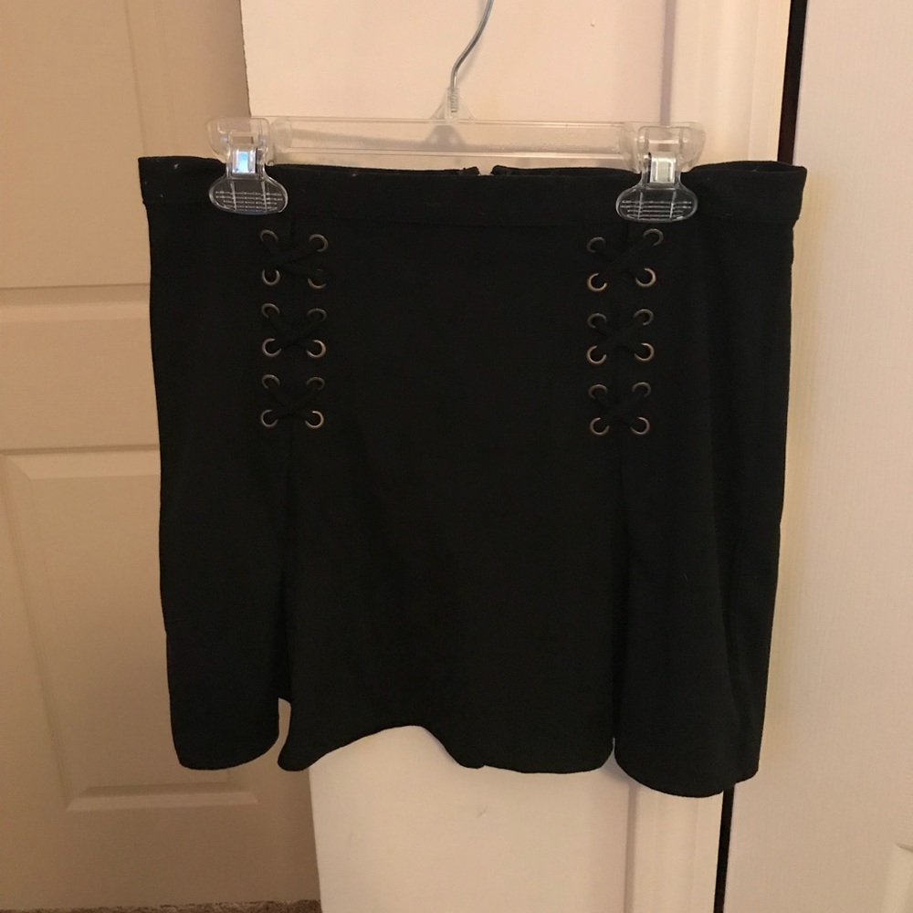 Little black skirt